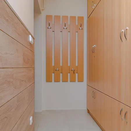 Apartament Bella No2 *